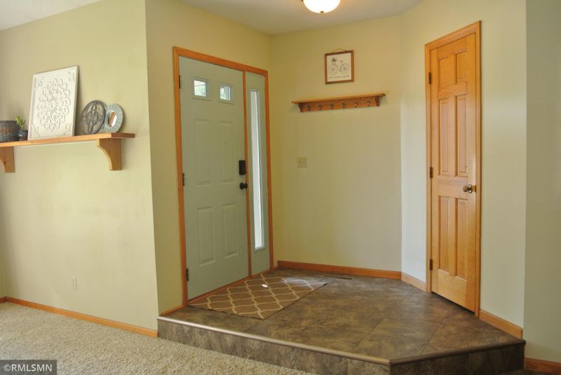 1508 Mcauliffe Pl NW, Alexandria, MN 56308