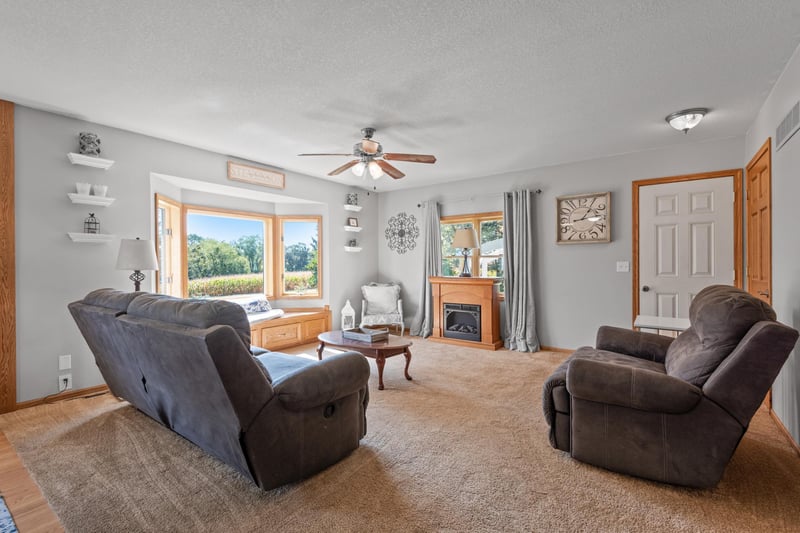 62046 Highway 42, Kellogg, MN 55945