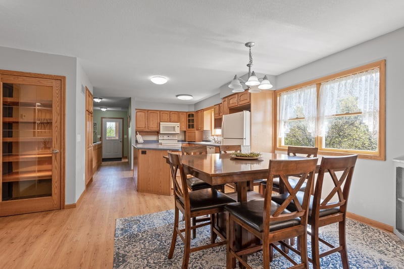 62046 Highway 42, Kellogg, MN 55945