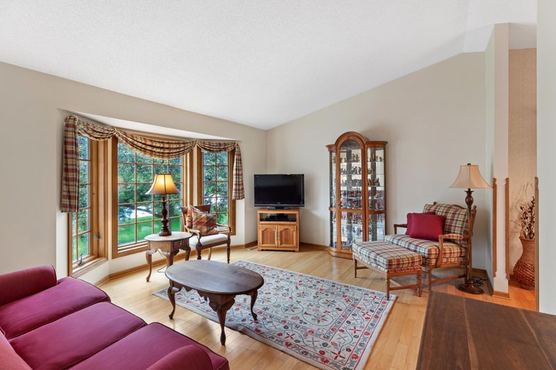 5798 W 134th St, Savage, MN 55378