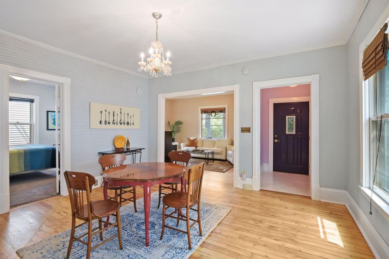 1524 Monroe St NE, Minneapolis, MN 55413