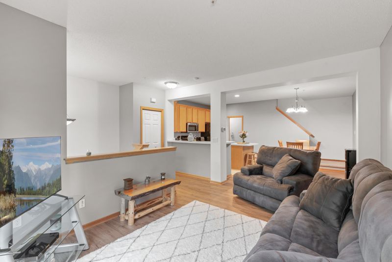 7617 Southridge Ct, Savage, MN 55378