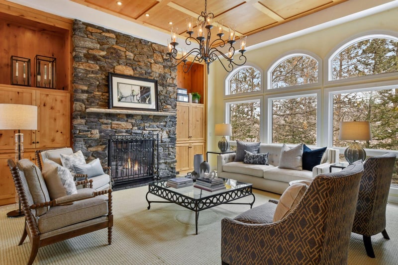6035 Clarion Ps, Minnetonka, MN 55343
