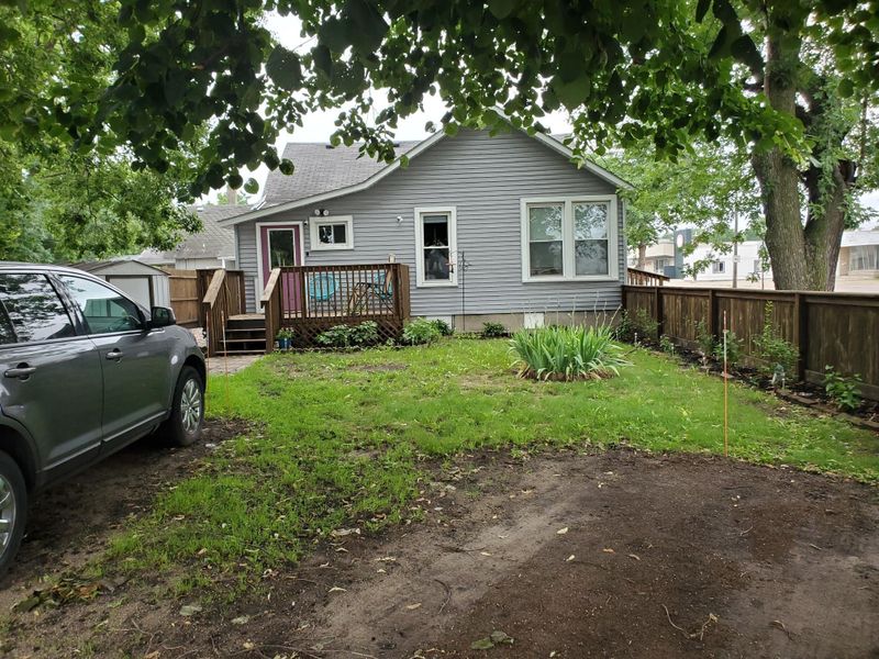 1059 W 5th St, Winona, MN 55987