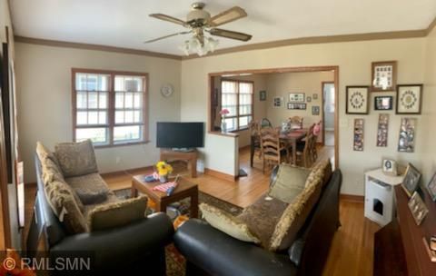 1269 3rd St E, Saint Paul, MN 55106