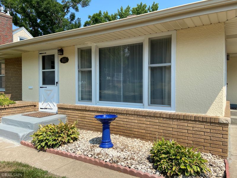 811 Hoyt Ave W, Saint Paul, MN 55117