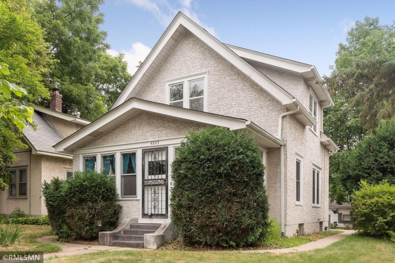 4043 26th Ave S, Minneapolis, MN 55406