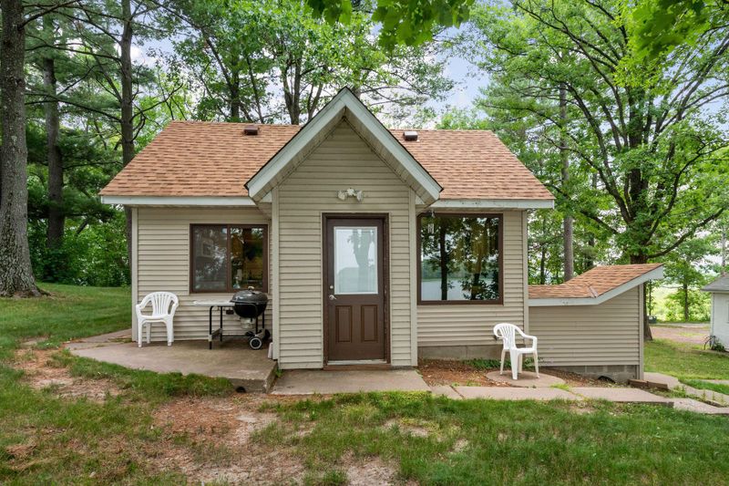 534 Fish Lake Dr, Mora, MN 55051
