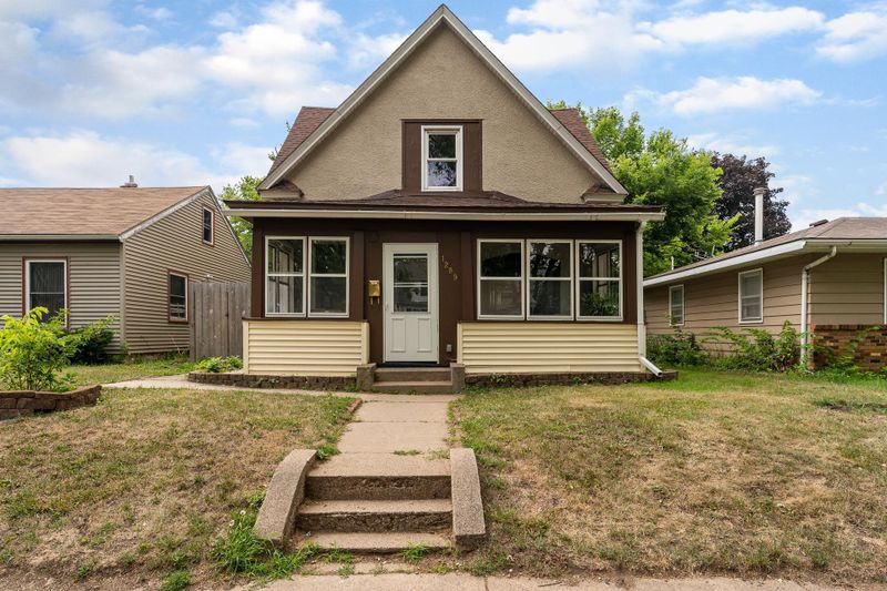 1289 Marion St, Saint Paul, MN 55117