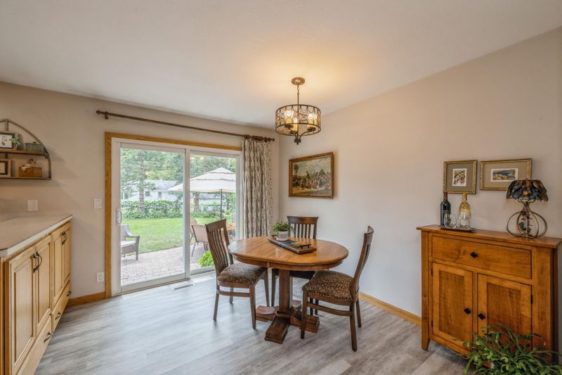 2340 Oak Ln, White Bear Lake, MN 55110