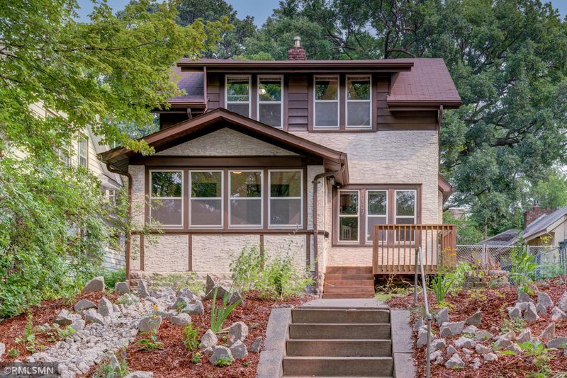 1027 Wakefield Ave, Saint Paul, MN 55106