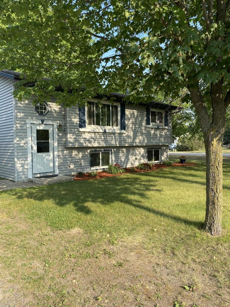 1000 Porter St, Clearwater, MN 55320