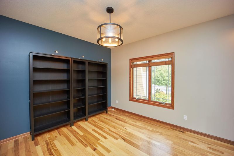 1265 Autumn Ridge Rd SW, Rochester, MN 55902