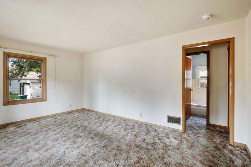 659 82nd Ave NE, Spring Lake Park, MN 55432