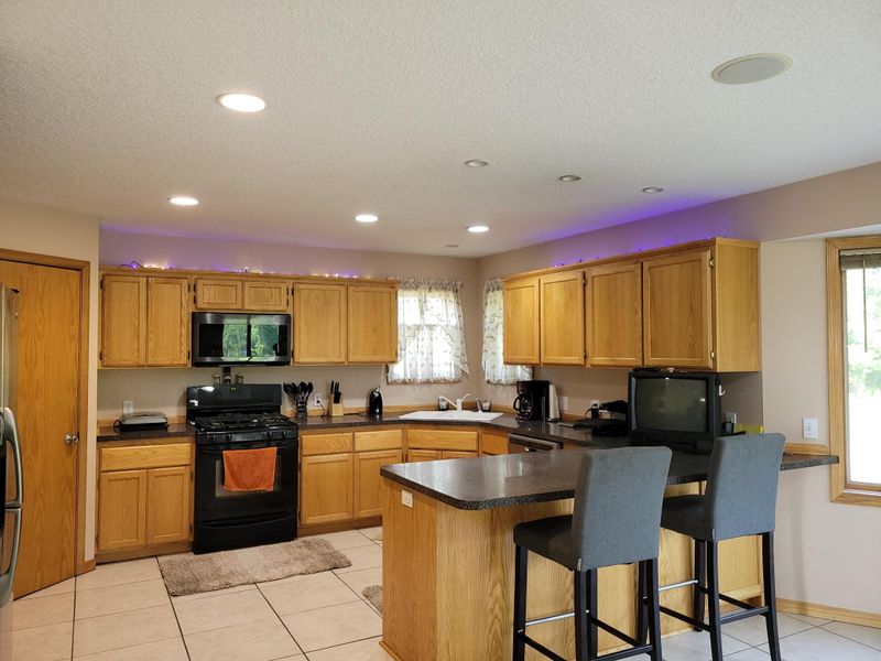 40691 Jivaro St NW, Braham, MN 55006