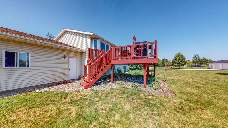 5867 Eisenhower Dr SE, Rochester, MN 55904