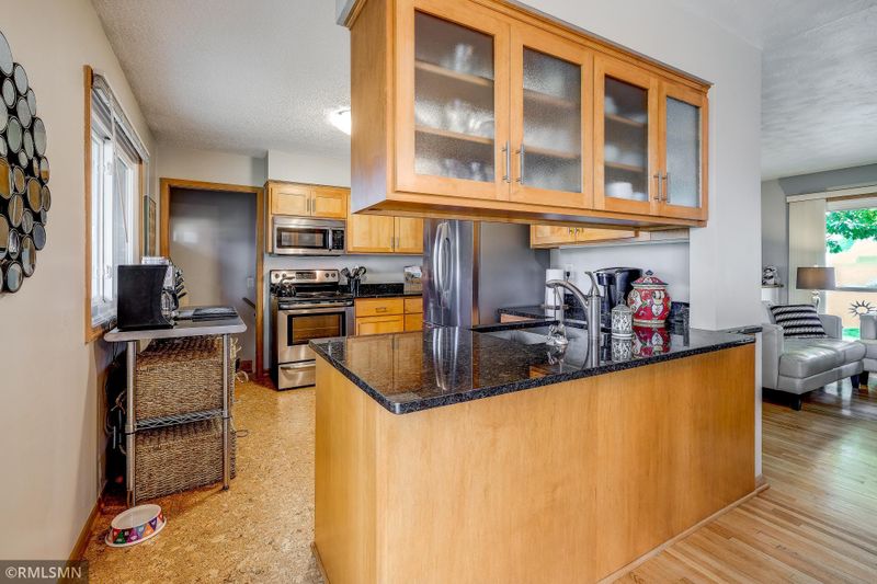 6322 Harriet Ave, Richfield, MN 55423