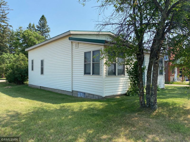 208 Kirsch Ave NE, Mcgregor, MN 55760