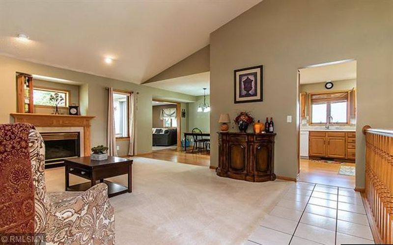 2208 Fair St, Mankato, MN 56001
