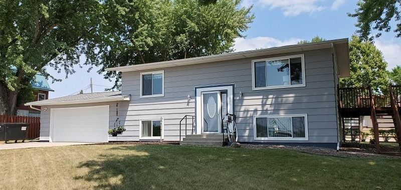 836 Evans Rd, Montevideo, MN 56265