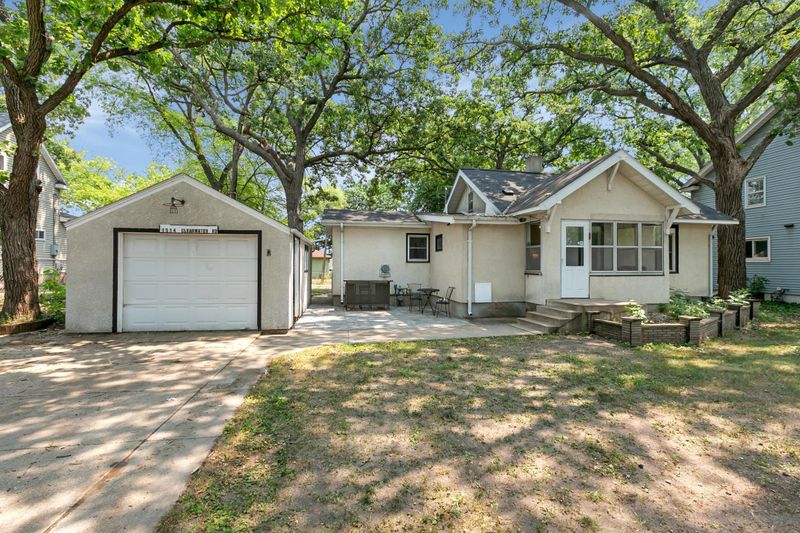 1514 Clearwater Rd, Saint Cloud, MN 56301