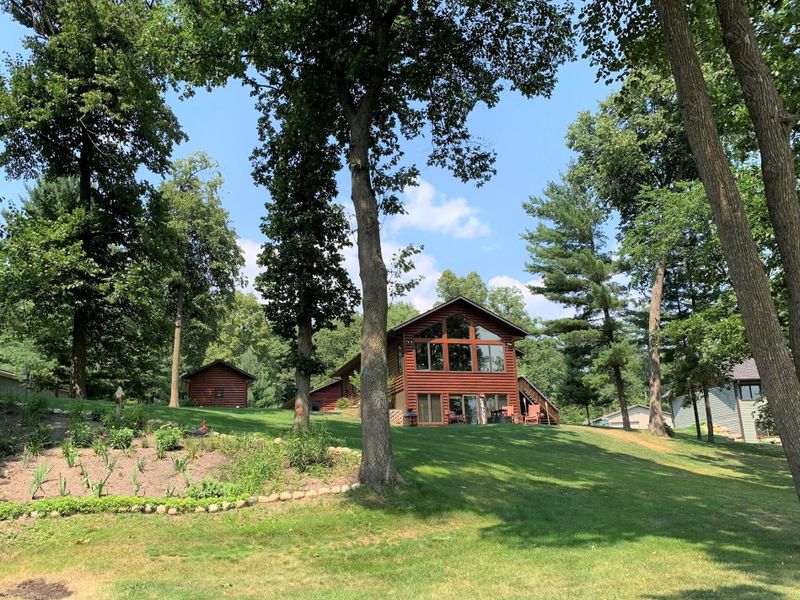 6239 Bittersweet Ln, Nisswa, MN 56468
