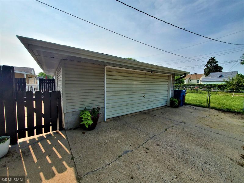 304 Adams St, Winona, MN 55987