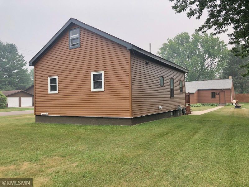 503 5th St NW, Aitkin, MN 56431