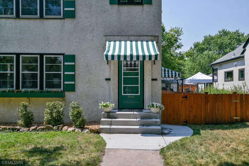 5244 34th Ave S, Minneapolis, MN 55417