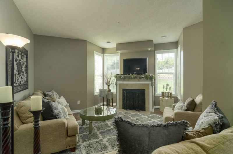 1948 Commonwealth Blvd #8, Chanhassen, MN 55317