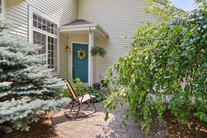 1413 Mcknight Cir, Victoria, MN 55386