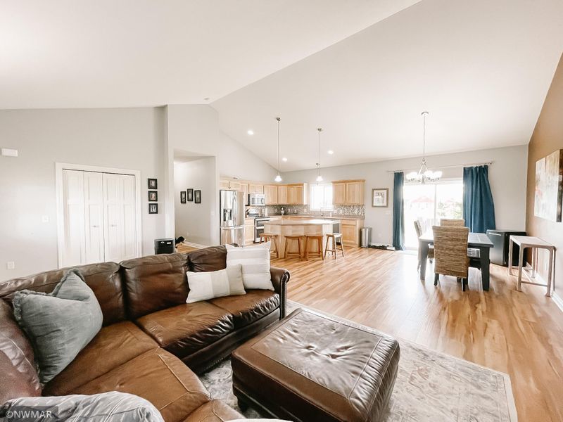 1320 Whiting Rd NW #113, Bemidji, MN 56601