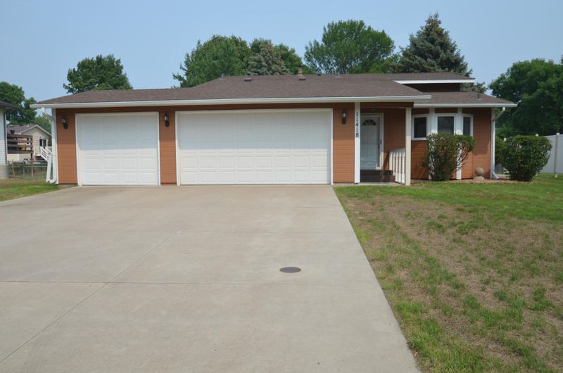 11418 Georgia Ave N, Champlin, MN 55316
