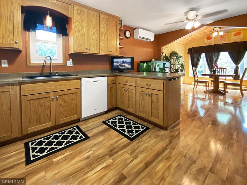 420 Pleasant Ave, Big Lake, MN 55309