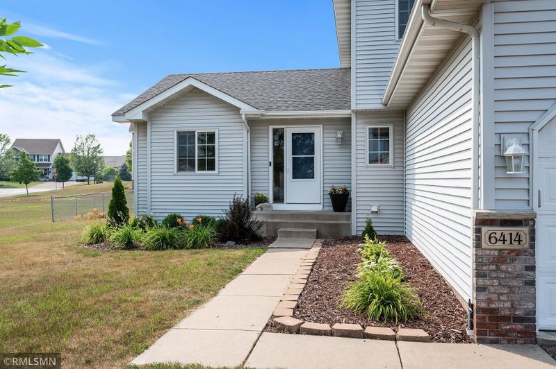 6414 Marshall Ave NE, Otsego, MN 55301