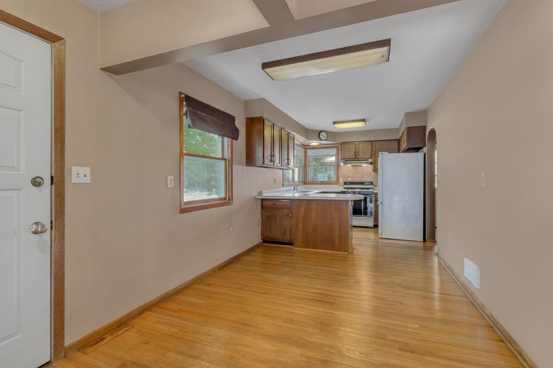 805 3rd St S, Cold Spring, MN 56320
