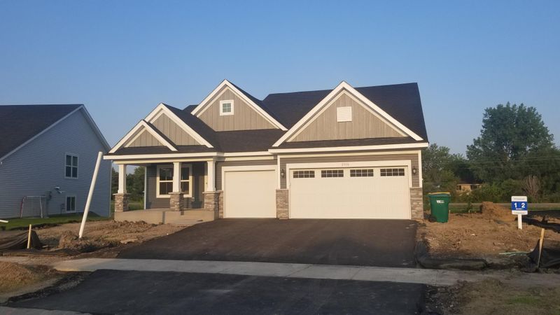 2016 Diamond Ln, Lino Lakes, MN 55038