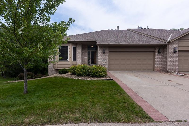 8974 Hunters Way, Apple Valley, MN 55124
