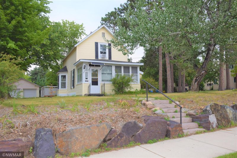 1417 Irvine Ave NW, Bemidji, MN 56601