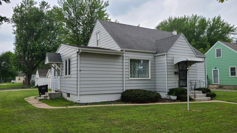 1801 4th St NE, Austin, MN 55912