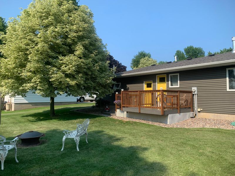 1016 S Broadway St, Spring Valley, MN 55975