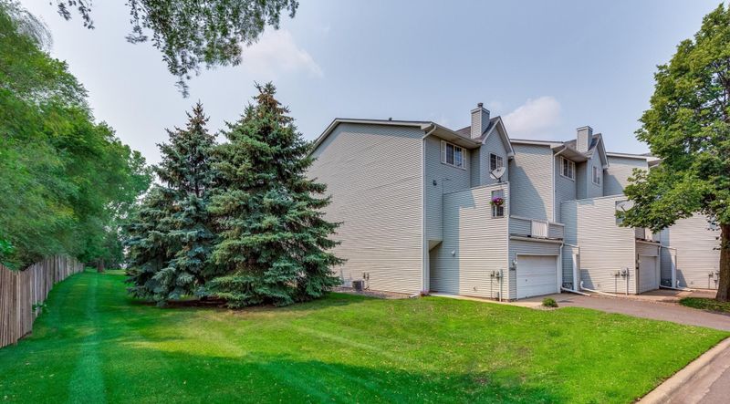 2986 113th Ave NW, Coon Rapids, MN 55433