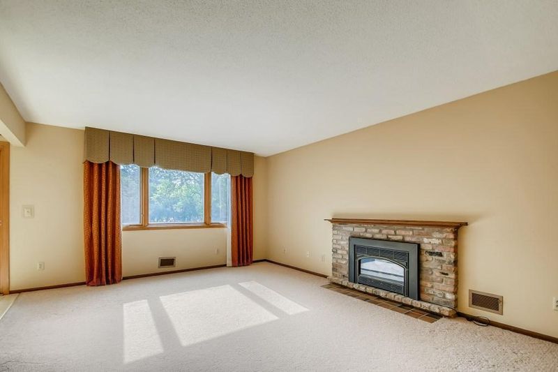 3540 Yates Ave N, Crystal, MN 55422
