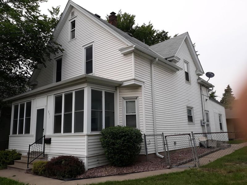 891 Case Ave, Saint Paul, MN 55106