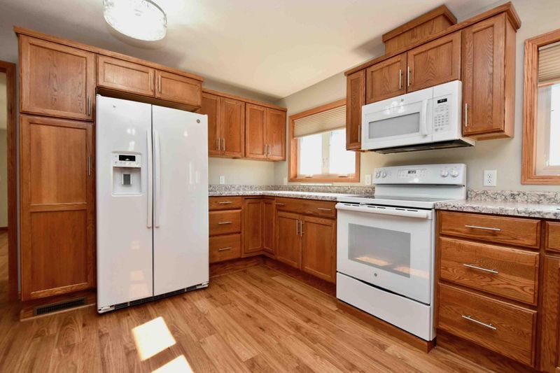 562 E 3rd St, Winona, MN 55987