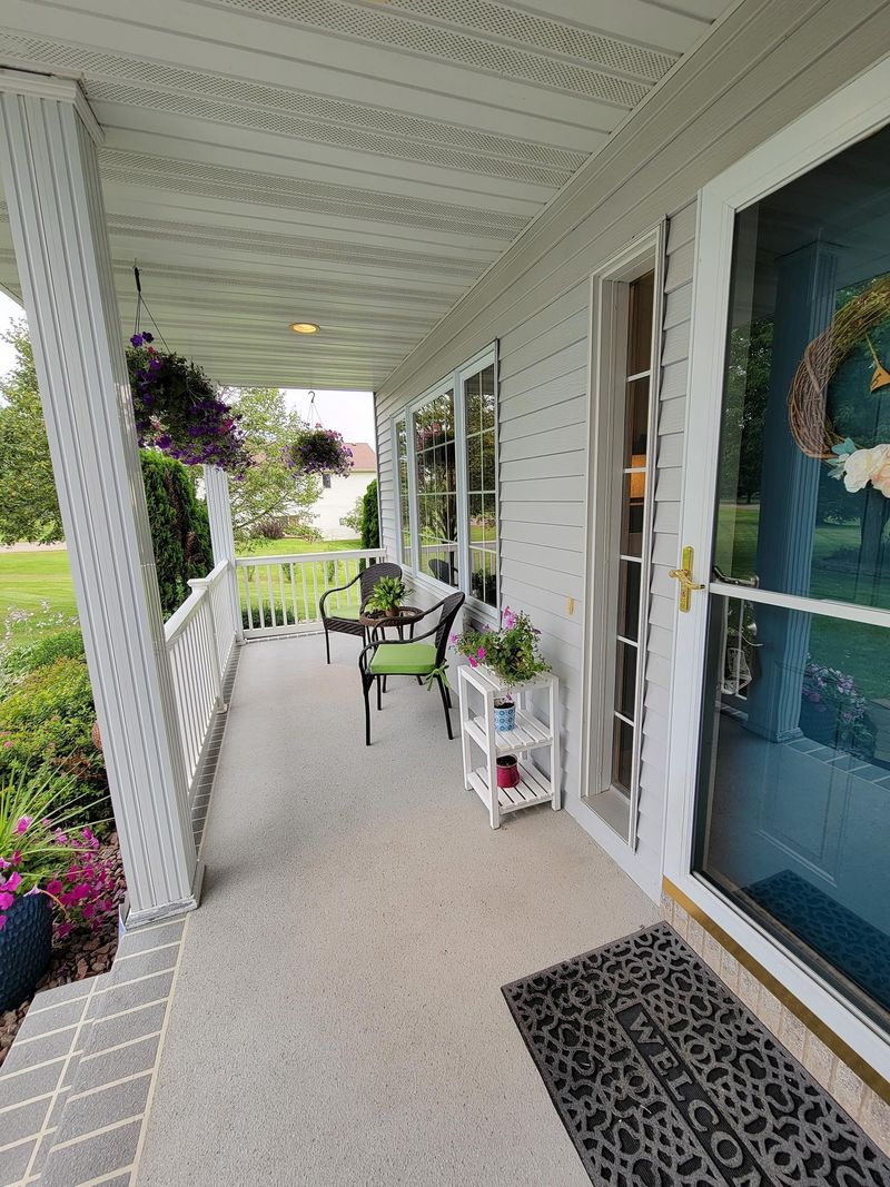 17325 River View Ln SE, Big Lake, MN 55309