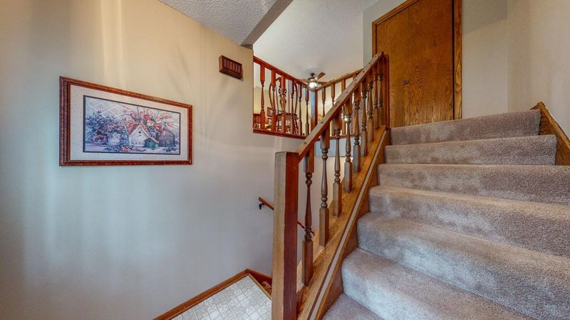 1808 42nd St NW, Rochester, MN 55901