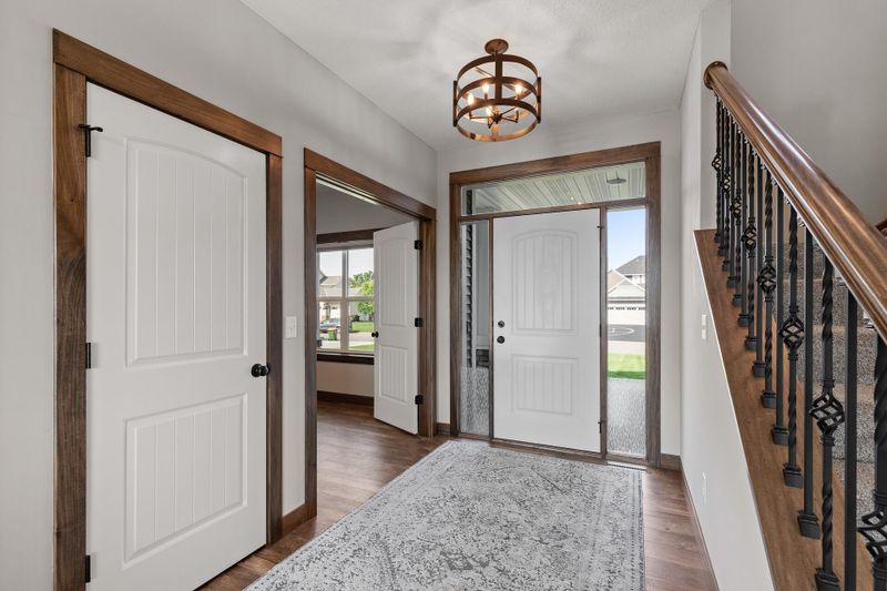 16673 Avocet St NW, Andover, MN 55304