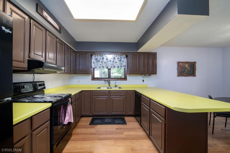 306 Douglas Dr, Buffalo, MN 55313