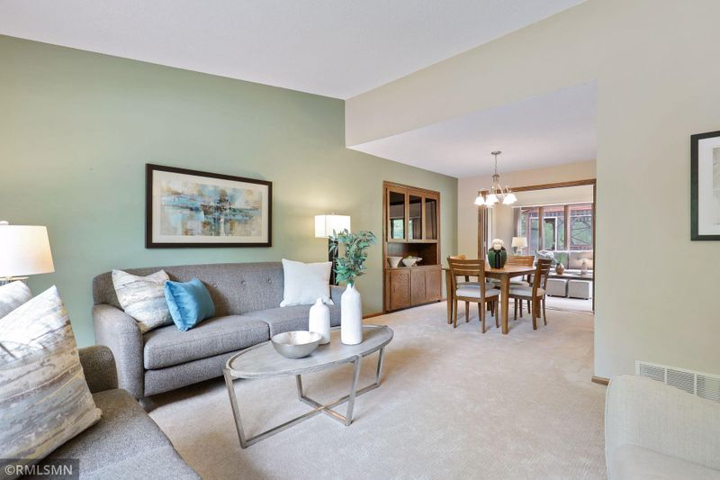 13409 Preston Rd, Minnetonka, MN 55305